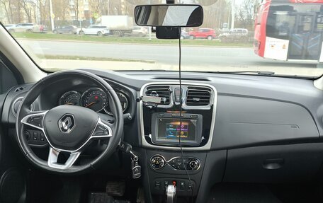 Renault Logan II, 2022 год, 1 500 000 рублей, 10 фотография