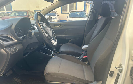 Hyundai Solaris II рестайлинг, 2019 год, 1 550 000 рублей, 10 фотография