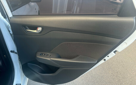 Hyundai Solaris II рестайлинг, 2019 год, 1 550 000 рублей, 21 фотография