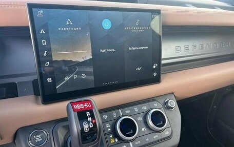 Land Rover Defender II, 2024 год, 14 490 000 рублей, 12 фотография