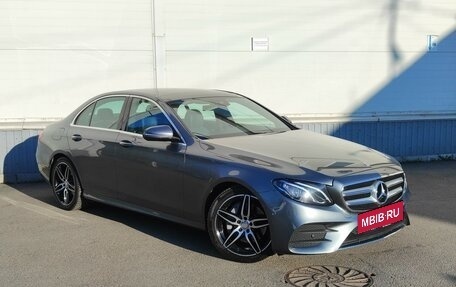 Mercedes-Benz E-Класс, 2016 год, 3 150 000 рублей, 4 фотография