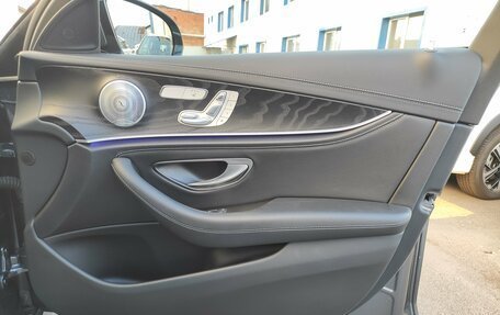 Mercedes-Benz E-Класс, 2016 год, 3 150 000 рублей, 21 фотография