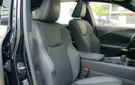 Lexus RX IV рестайлинг, 2025 год, 6 600 001 рублей, 13 фотография