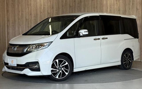 Honda Stepwgn IV, 2017 год, 1 550 000 рублей, 11 фотография