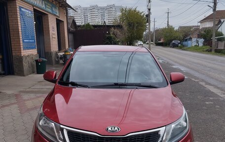 KIA Rio III рестайлинг, 2013 год, 1 050 000 рублей, 1 фотография