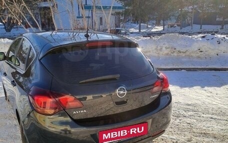 Opel Astra J, 2011 год, 650 000 рублей, 14 фотография