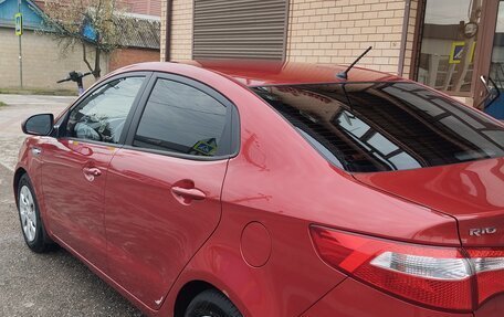 KIA Rio III рестайлинг, 2013 год, 1 050 000 рублей, 3 фотография