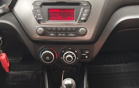 KIA Rio III рестайлинг, 2013 год, 1 050 000 рублей, 9 фотография