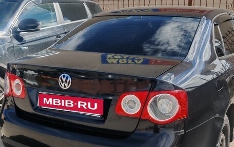 Volkswagen Jetta VI, 2009 год, 450 000 рублей, 4 фотография
