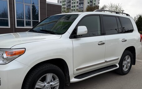 Toyota Land Cruiser 200, 2013 год, 3 500 000 рублей, 2 фотография