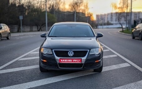 Volkswagen Passat B6, 2007 год, 400 000 рублей, 2 фотография