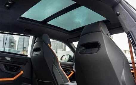 Lamborghini Urus I, 2025 год, 37 000 000 рублей, 12 фотография