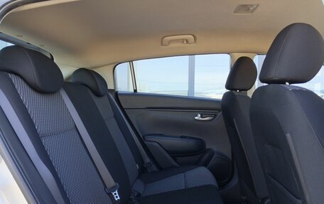 KIA Rio IV, 2018 год, 1 549 000 рублей, 26 фотография