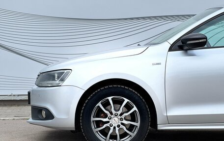 Volkswagen Jetta VI, 2013 год, 1 050 000 рублей, 2 фотография