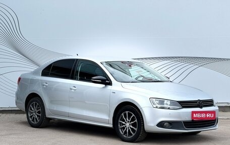 Volkswagen Jetta VI, 2013 год, 1 050 000 рублей, 4 фотография