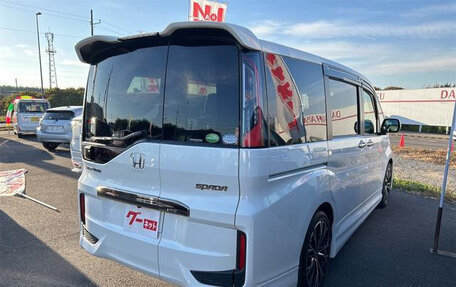 Honda Stepwgn IV, 2017 год, 1 550 000 рублей, 4 фотография