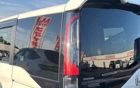 Honda Stepwgn IV, 2017 год, 1 550 000 рублей, 7 фотография