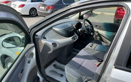 Nissan Tino, 2000 год, 399 999 рублей, 10 фотография