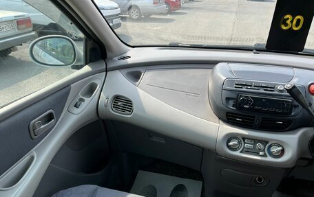 Nissan Tino, 2000 год, 399 999 рублей, 16 фотография