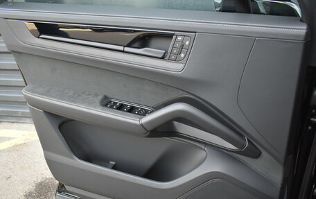 Porsche Cayenne III, 2026 год, 25 990 000 рублей, 19 фотография