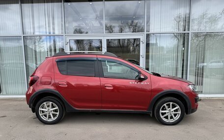 Renault Sandero II рестайлинг, 2016 год, 1 069 000 рублей, 4 фотография