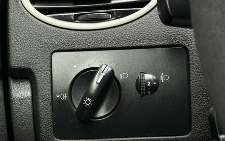 Ford Focus II рестайлинг, 2005 год, 349 000 рублей, 18 фотография