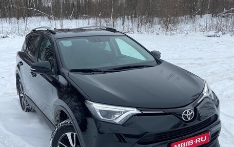 Toyota RAV4, 2018 год, 2 500 000 рублей, 1 фотография
