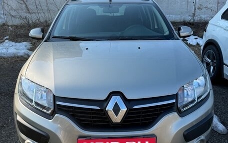 Renault Sandero II рестайлинг, 2015 год, 1 300 000 рублей, 1 фотография