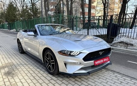 Ford Mustang VI рестайлинг, 2017 год, 3 500 000 рублей, 1 фотография