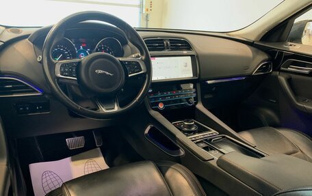 Jaguar F-Pace, 2018 год, 2 799 000 рублей, 9 фотография