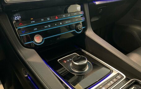 Jaguar F-Pace, 2018 год, 2 799 000 рублей, 15 фотография