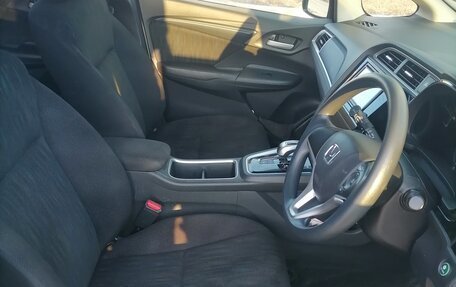 Honda Shuttle II, 2019 год, 1 500 000 рублей, 8 фотография