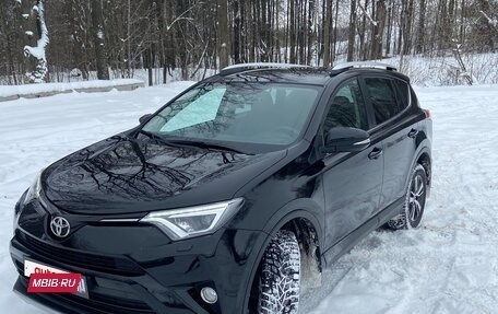 Toyota RAV4, 2018 год, 2 500 000 рублей, 2 фотография
