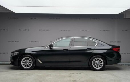 BMW 5 серия, 2018 год, 2 250 000 рублей, 3 фотография