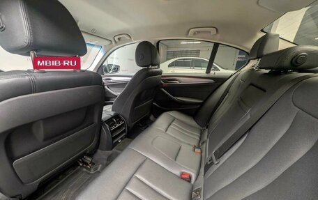 BMW 5 серия, 2018 год, 2 250 000 рублей, 10 фотография