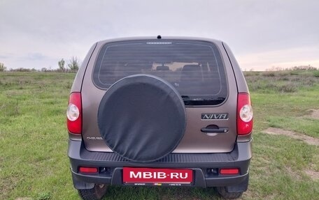 Chevrolet Niva I рестайлинг, 2014 год, 619 000 рублей, 4 фотография