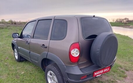 Chevrolet Niva I рестайлинг, 2014 год, 619 000 рублей, 5 фотография