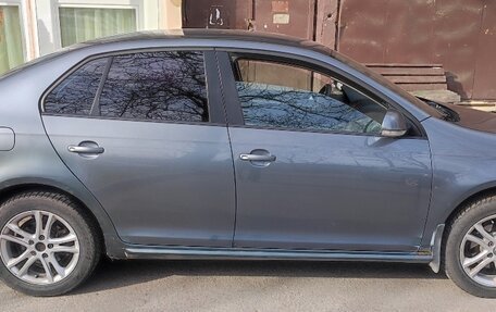 Volkswagen Jetta VI, 2010 год, 600 000 рублей, 5 фотография