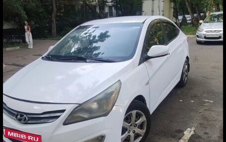 Hyundai Solaris II рестайлинг, 2015 год, 500 000 рублей, 5 фотография
