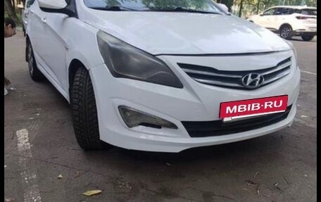 Hyundai Solaris II рестайлинг, 2015 год, 500 000 рублей, 7 фотография