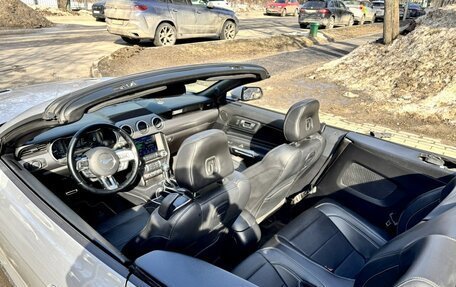 Ford Mustang VI рестайлинг, 2017 год, 3 500 000 рублей, 2 фотография