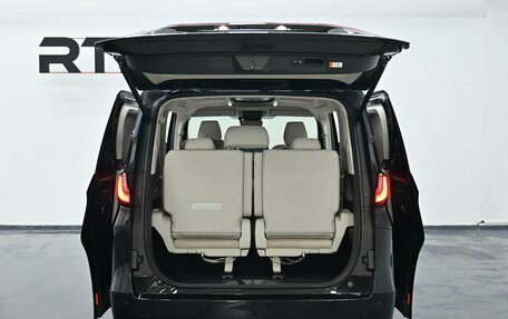Lexus LM, 2025 год, 15 290 000 рублей, 5 фотография