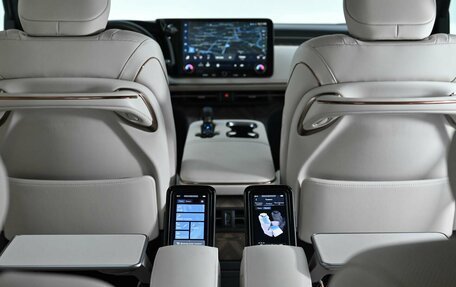 Lexus LM, 2025 год, 15 290 000 рублей, 18 фотография