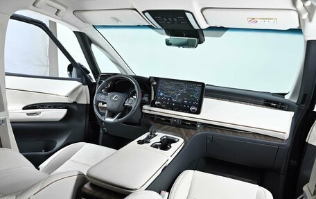 Lexus LM, 2025 год, 15 290 000 рублей, 14 фотография