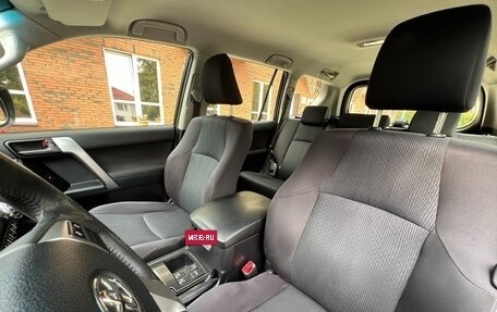 Toyota Land Cruiser Prado 150 рестайлинг 2, 2015 год, 3 054 999 рублей, 4 фотография