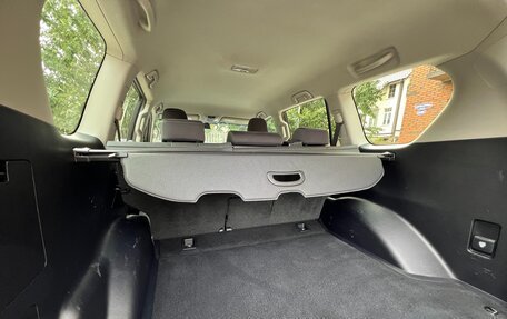 Toyota Land Cruiser Prado 150 рестайлинг 2, 2015 год, 3 054 999 рублей, 9 фотография