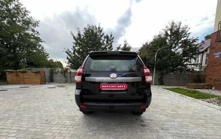 Toyota Land Cruiser Prado 150 рестайлинг 2, 2015 год, 3 054 999 рублей, 14 фотография