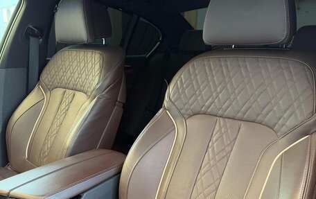 BMW 5 серия, 2022 год, 4 900 000 рублей, 6 фотография