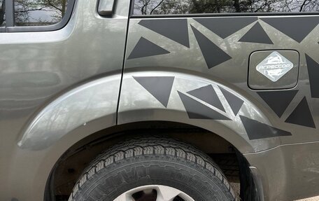 Nissan Pathfinder, 2008 год, 1 080 000 рублей, 17 фотография