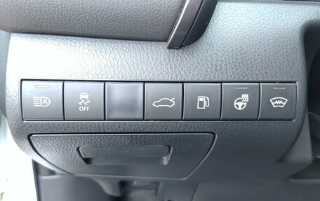 Toyota Camry, 2018 год, 3 100 000 рублей, 24 фотография